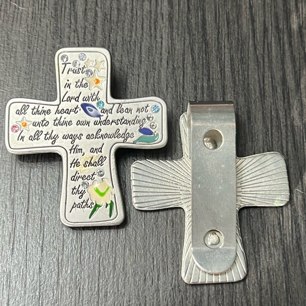 3/$10 💥 1347 Pewter Cross "Trust In The Lord" Silver Car Visor Clip